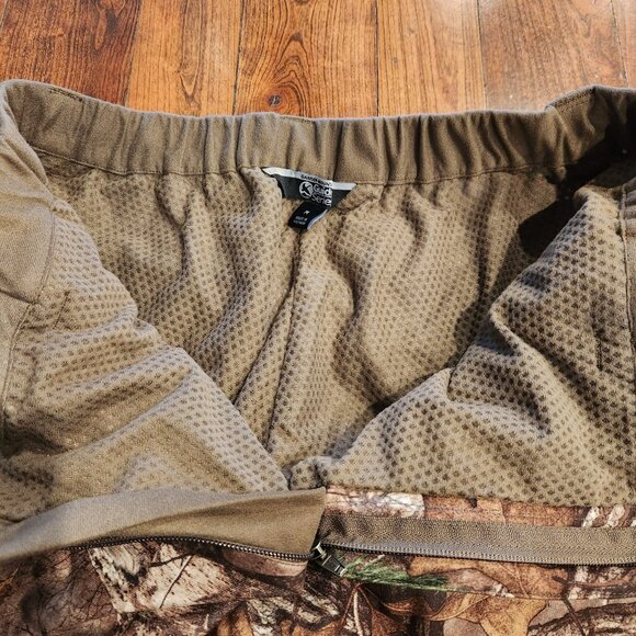 Gander Mountain Guide Series Pants Waterproof TecH2O Men's Medium Realtree Camo - Picture 14 of 14